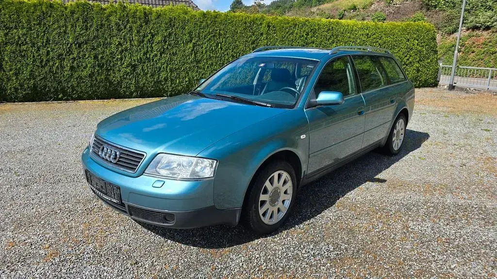 Gebraucht Audi A6 193 PS (141 kW) 2000 Blau Kombi