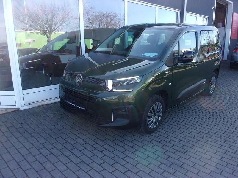 Gebraucht Citroën Berlingo 110 PS (80 kW) 2024 Kiamablau Van / Kleinbus