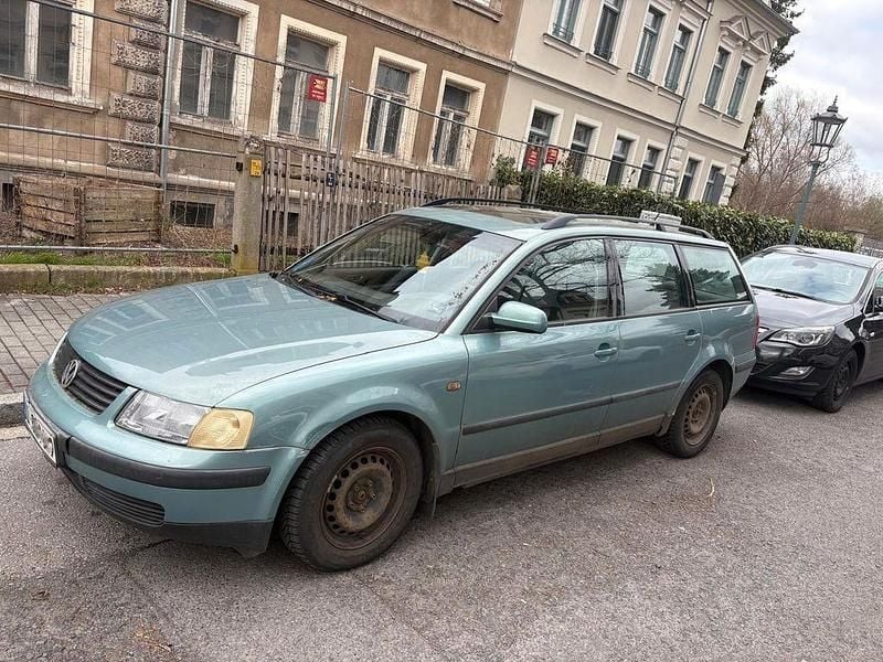 Second-hand VW Passat 110 CP (80 kW) 1998 Verde Break