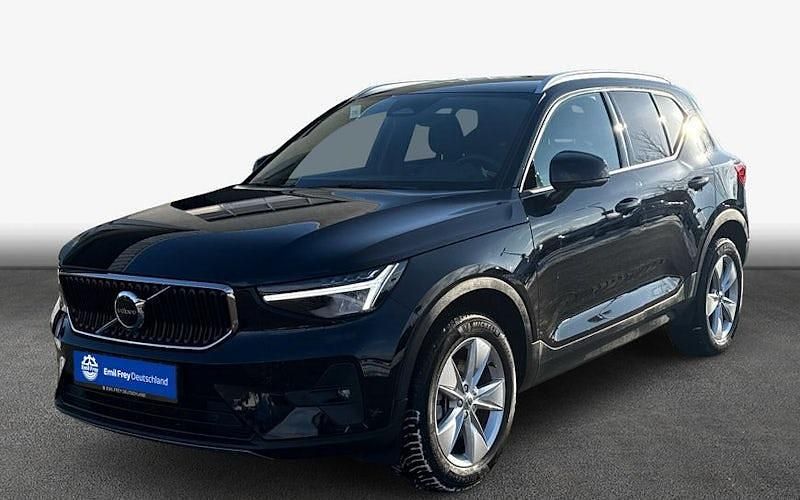 Gebraucht Volvo XC40 Core 163 PS (119 kW) 2024 Schwarz SUV