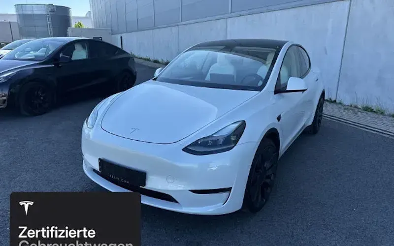 Gebraucht Tesla Model Y Performance 321 kW (437 PS) 2023 Weiß SUV