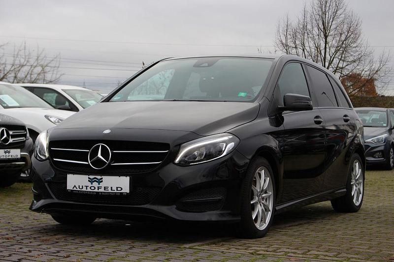 Schwarz Gebraucht 2016 Mercedes B200 Van / Kleinbus | 15.950 € (Etwas zu teuer) - Bild 1/4