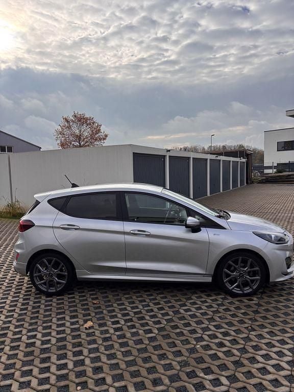 Gebraucht Ford Fiesta ST-Line X 101 PS (74 kW) 2022 Silber Kleinwagen