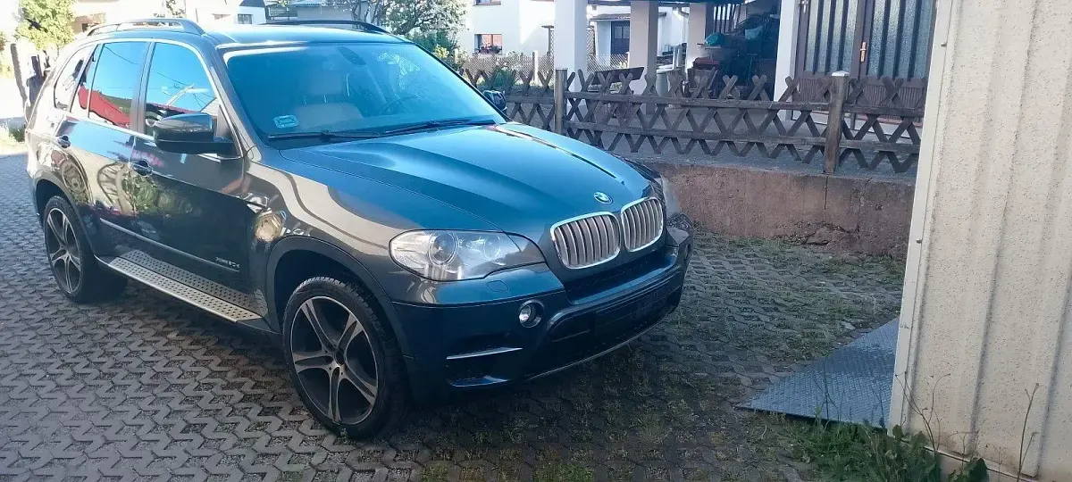 Gebraucht BMW X5 245 PS (180 kW) 2011 Grau SUV