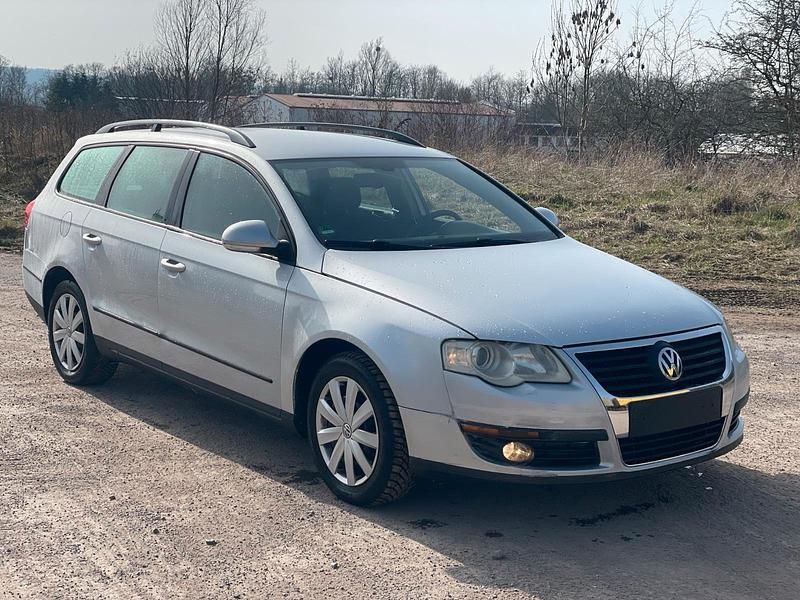Gebraucht VW Passat Comfortline 102 PS (75 kW) 2006 Grau Kombi