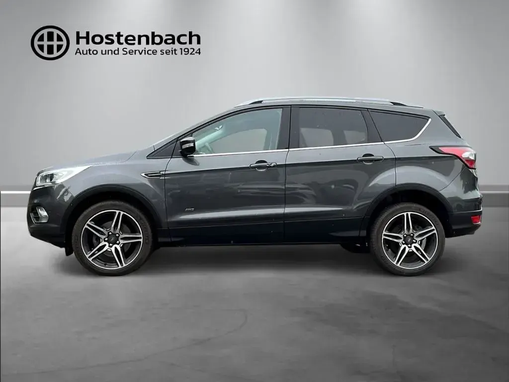 Gebraucht Ford Kuga Titanium 150 PS (110 kW) 2017 Grau SUV