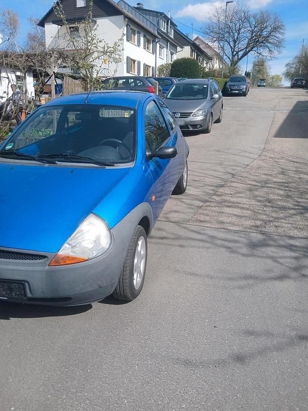 Second-hand Ford Ka 95 CP (69 kW) 2004 Albastru Hatchback