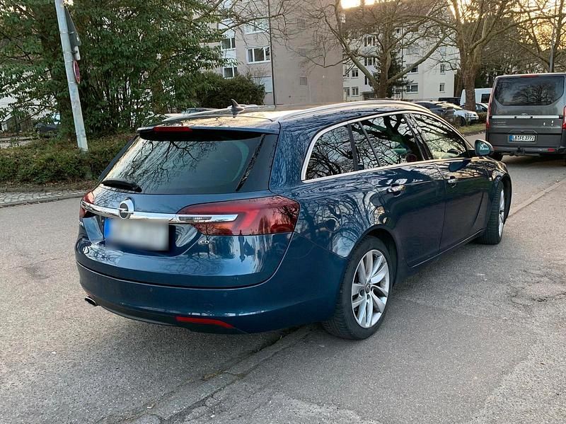 Gebraucht Opel Insignia 170 PS (125 kW) 2015 Blau Kombi