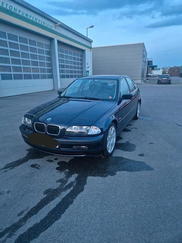 Second-hand BMW 320 150 CP (110 kW) 1998 Albastru Berlinǎ