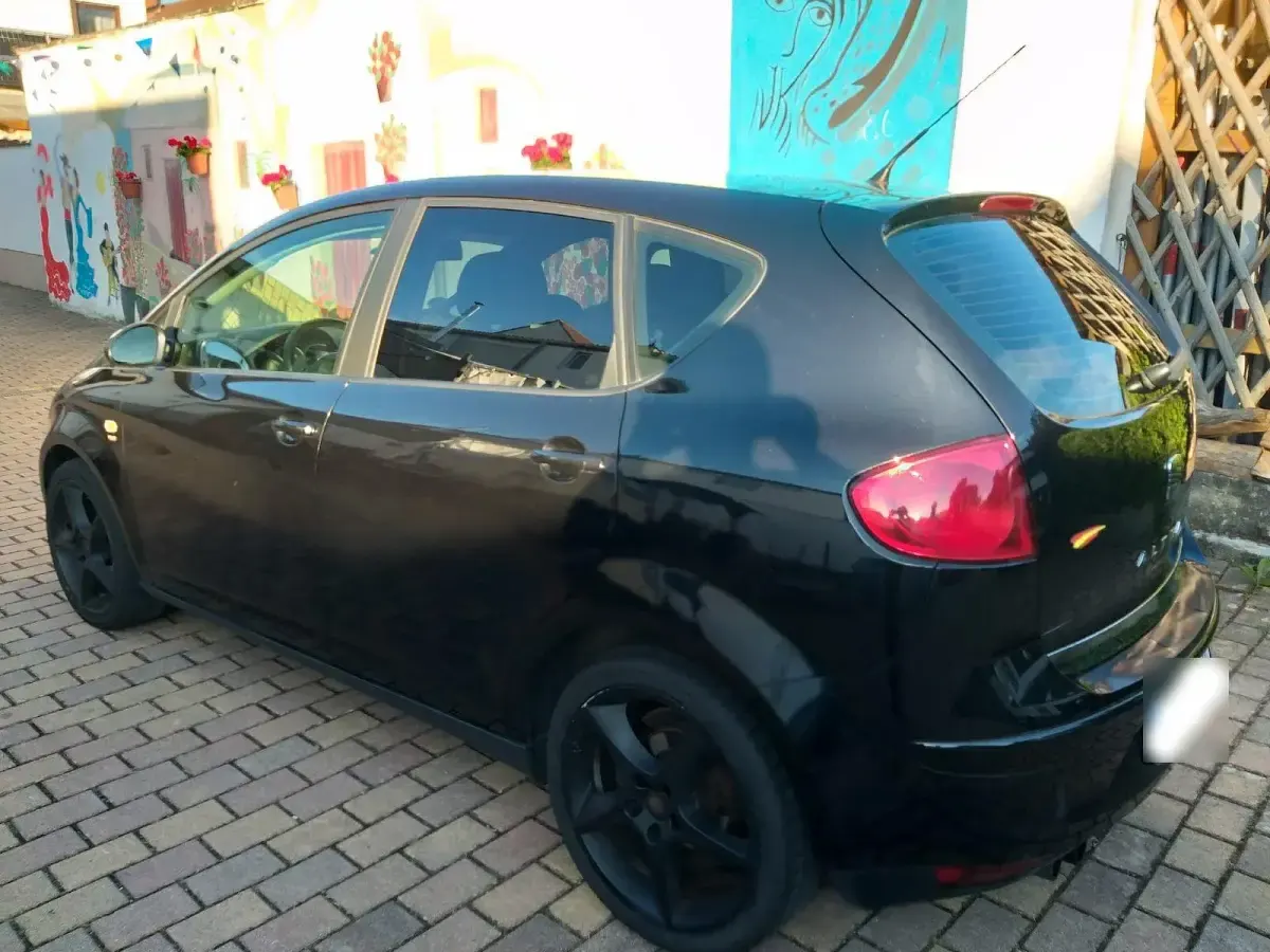 Gebraucht Seat Altea Sport 140 PS (102 kW) 2007 Schwarz Limousine