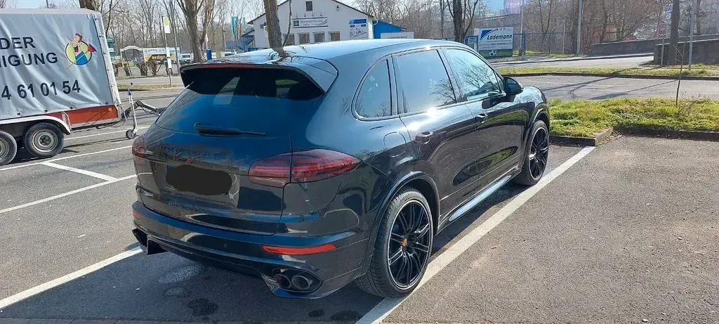 Gebraucht Porsche Cayenne 441 PS (324 kW) 2016 Schwarz SUV