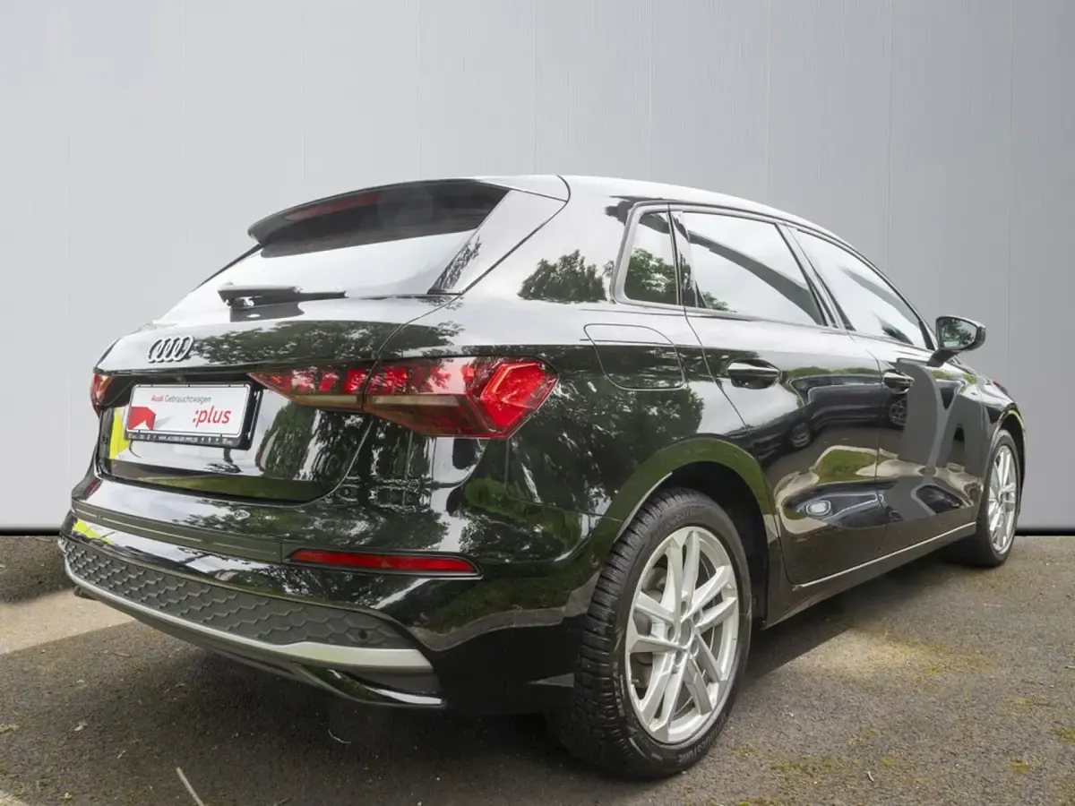 Gebraucht Audi A3 Advanced 150 PS (110 kW) 2025 Mythosschwarz metallic