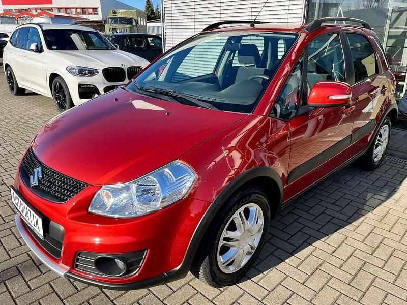 Gebraucht Suzuki SX4 120 PS (88 kW) 2012 Orange Limousine