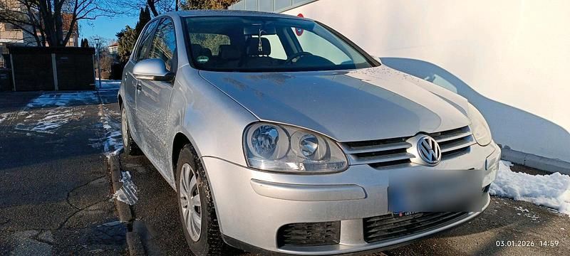 Grau Gebraucht 2005 VW Golf V Kleinwagen | 3.300 € (Etwas zu teuer) - Bild 1/4