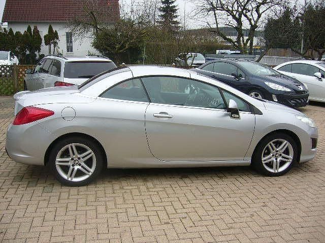 Gebraucht Peugeot 308 CC Platinum 156 PS (114 kW) 2011 Silber Cabrio