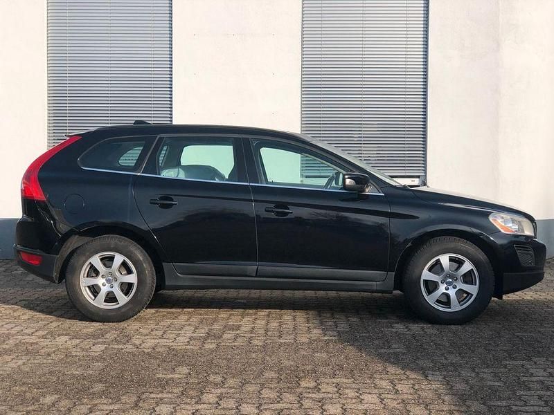 Gebraucht Volvo XC60 163 PS (119 kW) 2011 Schwarz SUV
