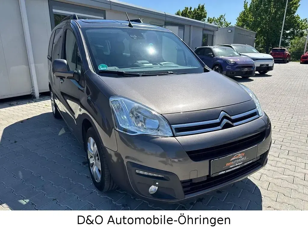 Gebraucht Citroën Berlingo SELECTION 100 PS (73 kW) 2016 Grau Van / Kleinbus