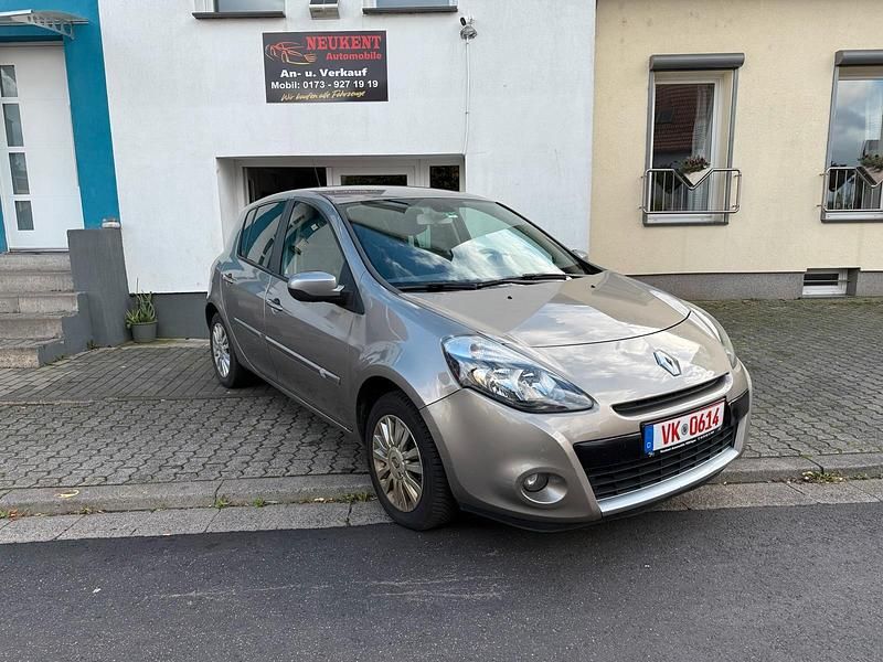 Gold Gebraucht 2012 Renault Clio IV Night&Day Kleinwagen | 4.999 € (Fairer Preis) - Bild 1/4