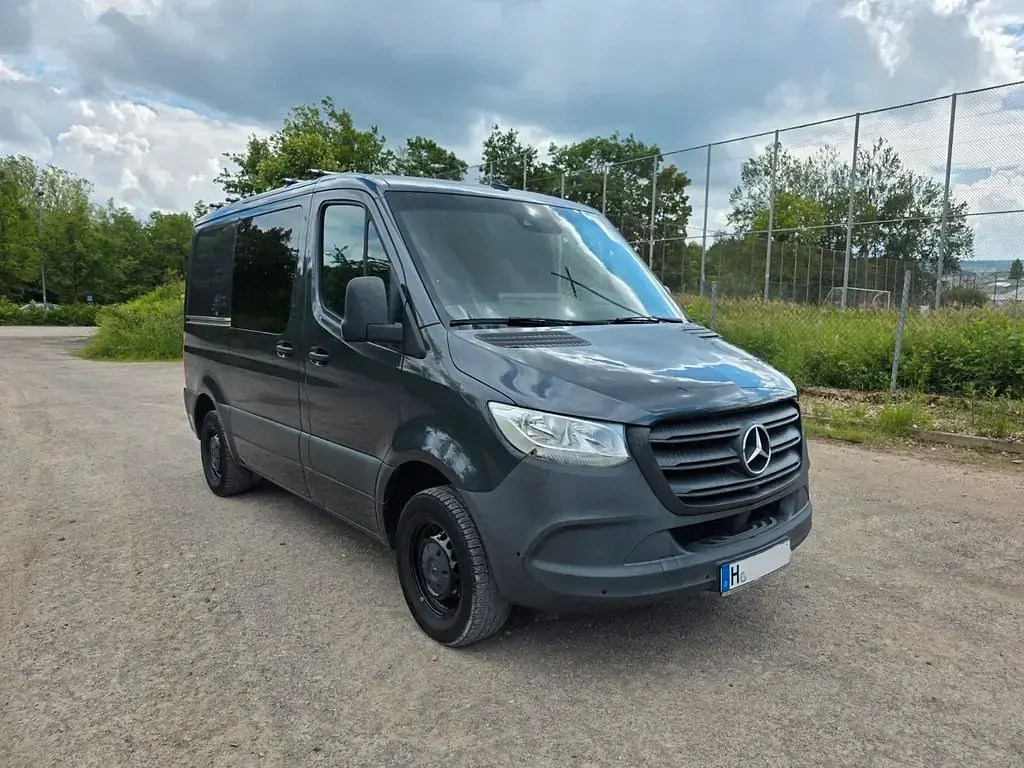 Gebraucht Mercedes Sprinter 163 PS (119 kW) 2019 Grau Van