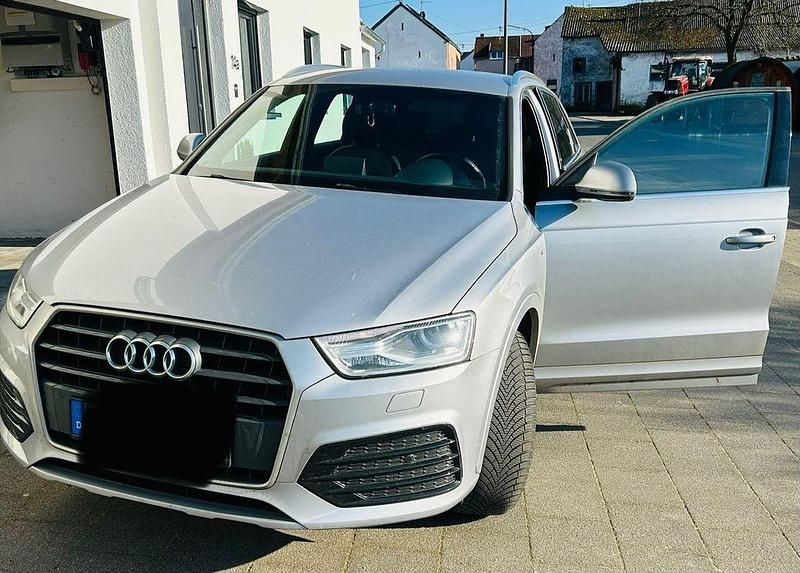 Gebraucht Audi Q3 S-Line 150 PS (110 kW) 2017 Silber SUV