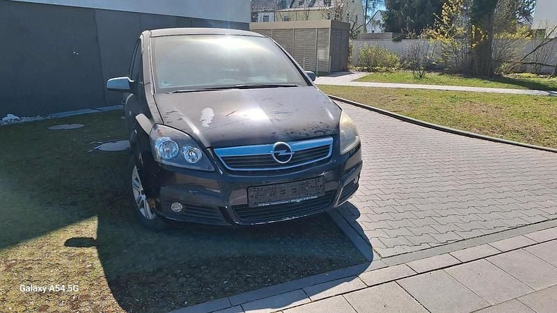 Schwarz Gebraucht 2007 Opel Zafira Van / Kleinbus | 350 € (Superpreis) - Bild 1/4