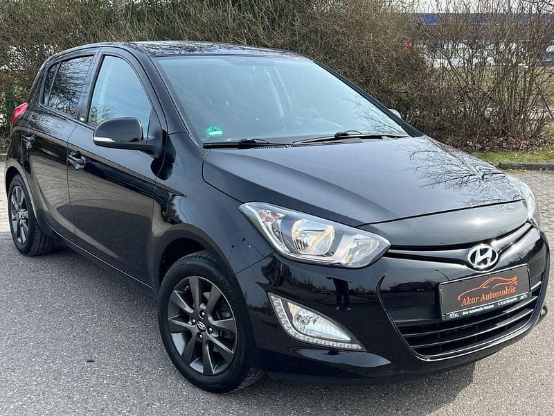Gebraucht Hyundai i20 GO! 86 PS (63 kW) 2014 Schwarz Kleinwagen