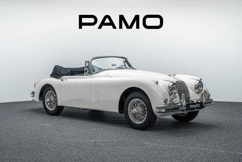Oldenglishwhite Gebraucht 1959 Jaguar XK Cabrio | 99.000 € - Bild 1/4