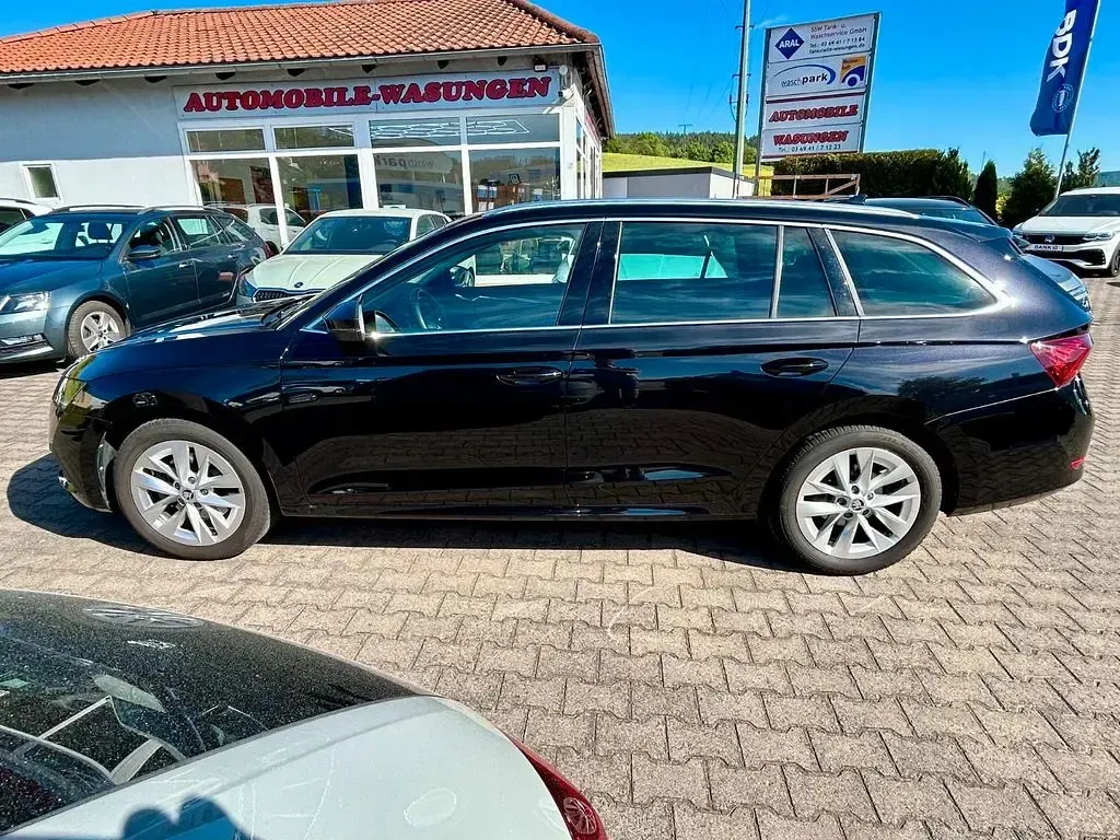Gebraucht Skoda Octavia Style 190 PS (139 kW) 2024 Schwarz Kombi