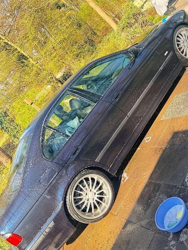 Schwarz Gebraucht 2002 BMW M5 Limousine | 40.000 € (Etwas zu teuer) - Bild 1/4