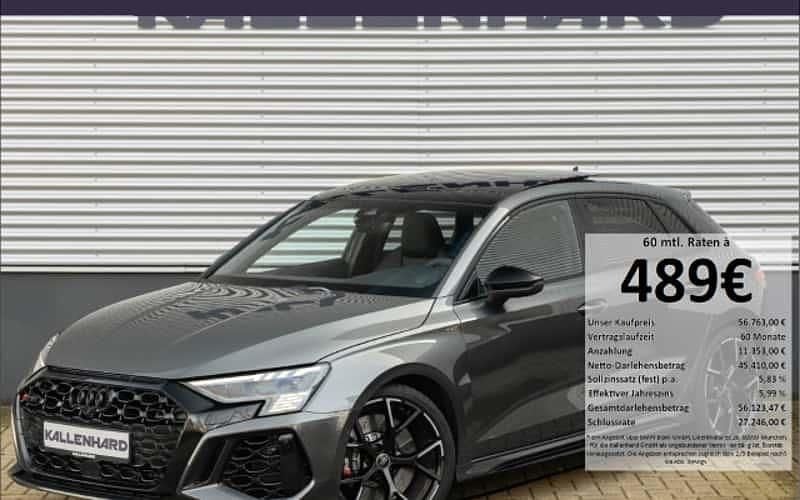 Grau Gebraucht 2024 Audi RS3 Comfort Limousine | 56.763 € (Superpreis) - Bild 1/4