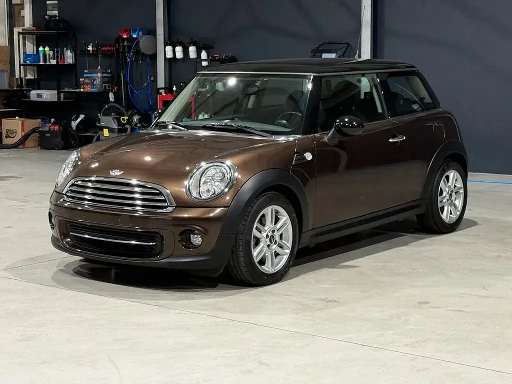 Gebraucht Mini Cooper 122 PS (89 kW) 2011 Braun Kleinwagen