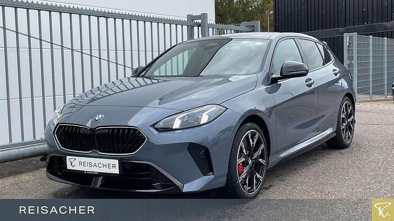 Grau Neu 2025 BMW 123 M Sport Kleinwagen | 48.815 € (Guter Preis) - Bild 1/4