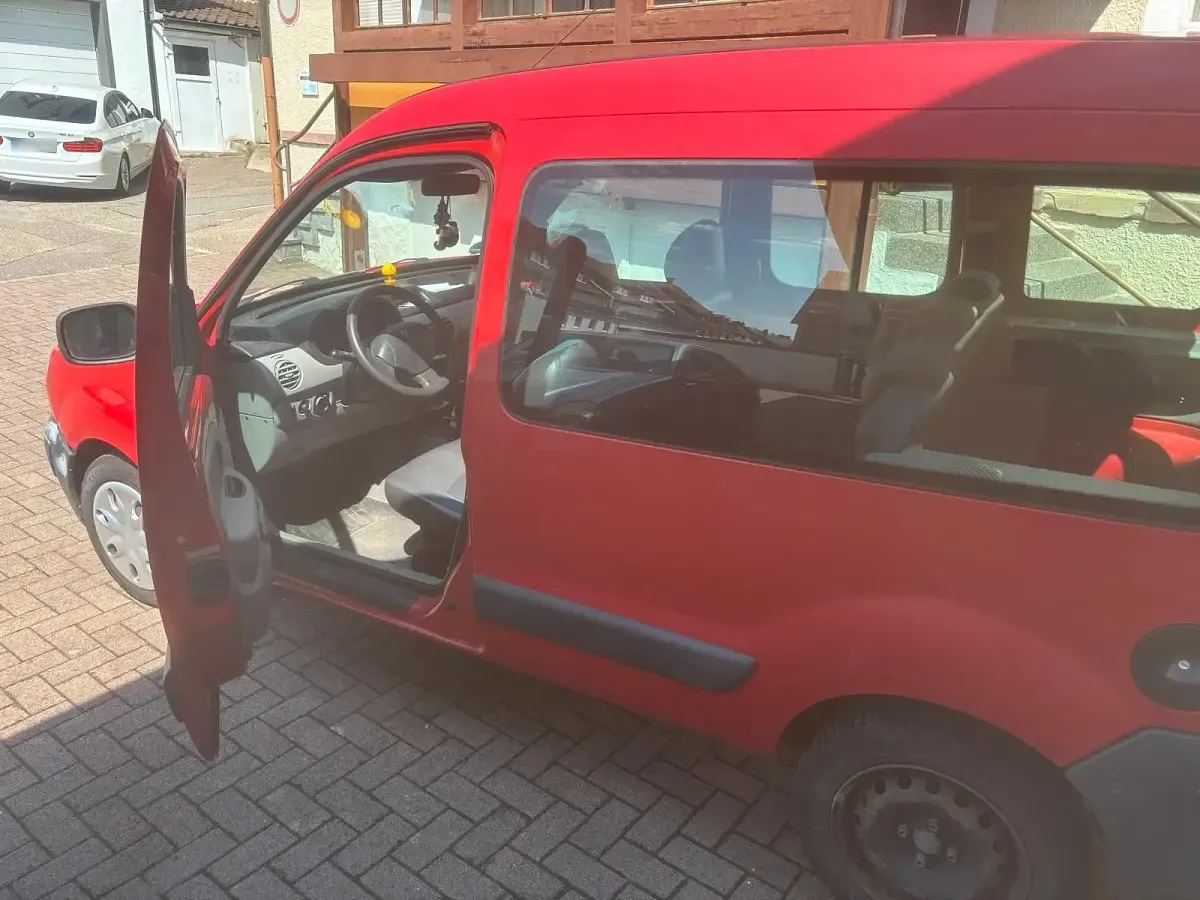 Gebraucht Renault Kangoo 90 PS (66 kW) 2007 Rot Van / Kleinbus