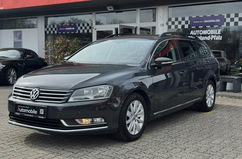 Gebraucht VW Passat 160 PS (117 kW) 2012 Grau Kombi