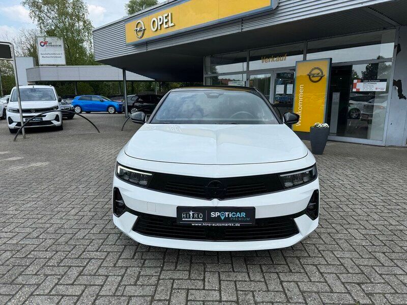 Second-hand Opel Astra 131 CP (96 kW) 2024 Alb Hatchback