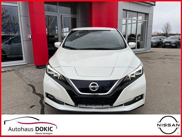 Gebraucht Nissan Leaf Tekna 160 kW (218 PS) 2020 Weiß Kleinwagen
