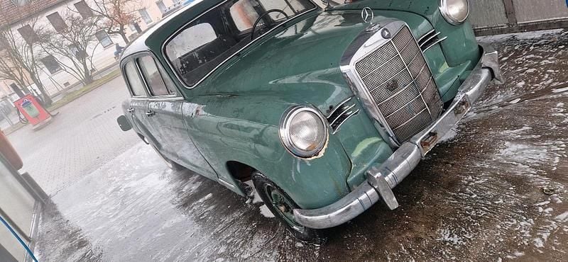 Grün Gebraucht 1956 Mercedes 190 Limousine | 8.000 € - Bild 1/4