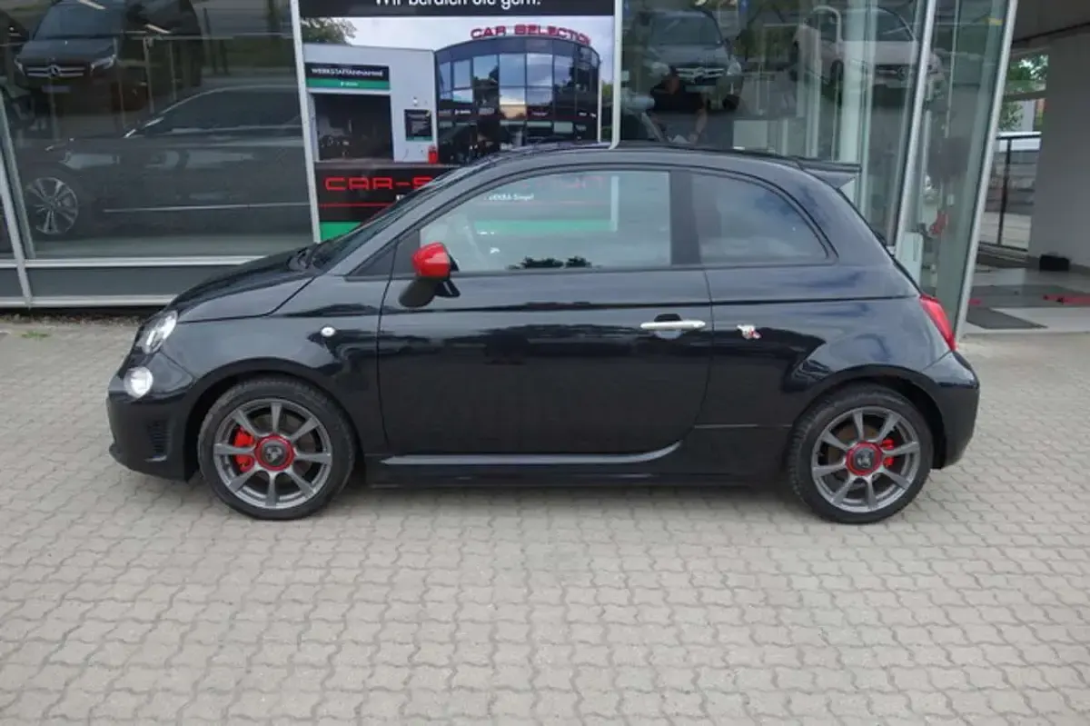 Gebraucht Abarth 595 165 PS (121 kW) 2023 Schwarz Coupé