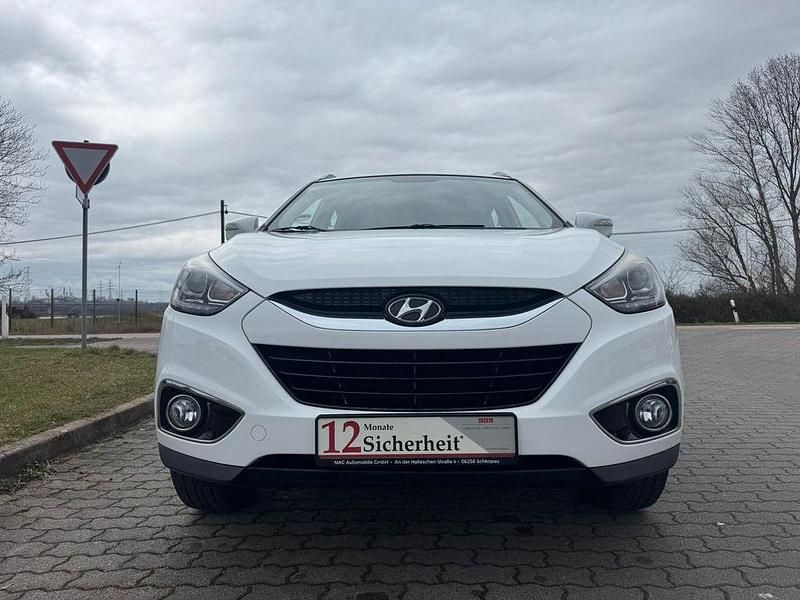 Gebraucht Hyundai ix35 Style 135 PS (99 kW) 2015 Weiß SUV