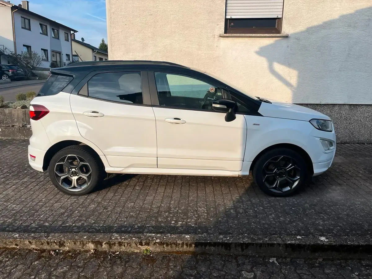 Gebraucht Ford Focus ST-Line 125 PS (91 kW) 2018 Weiß SUV