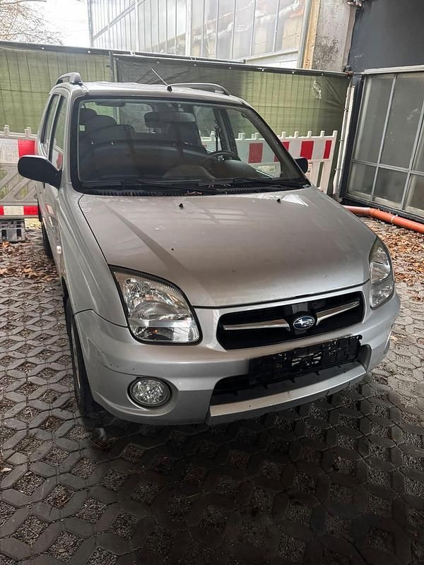 Silber Gebraucht 2006 Subaru Justy Kleinwagen | 1.290 € (Fairer Preis) - Bild 1/4