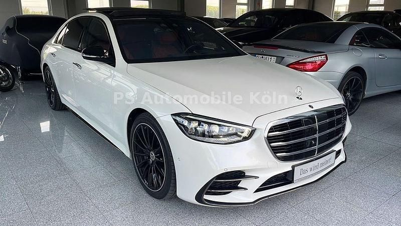 Weiß Gebraucht 2023 Mercedes S400 AMG Limousine | 124.990 € - Bild 1/4
