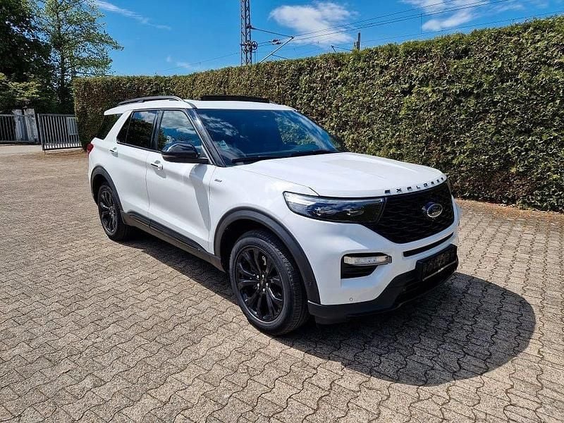 Używany Ford Explorer ST-Line 457 KM (336 kW) 2021 Biały SUV