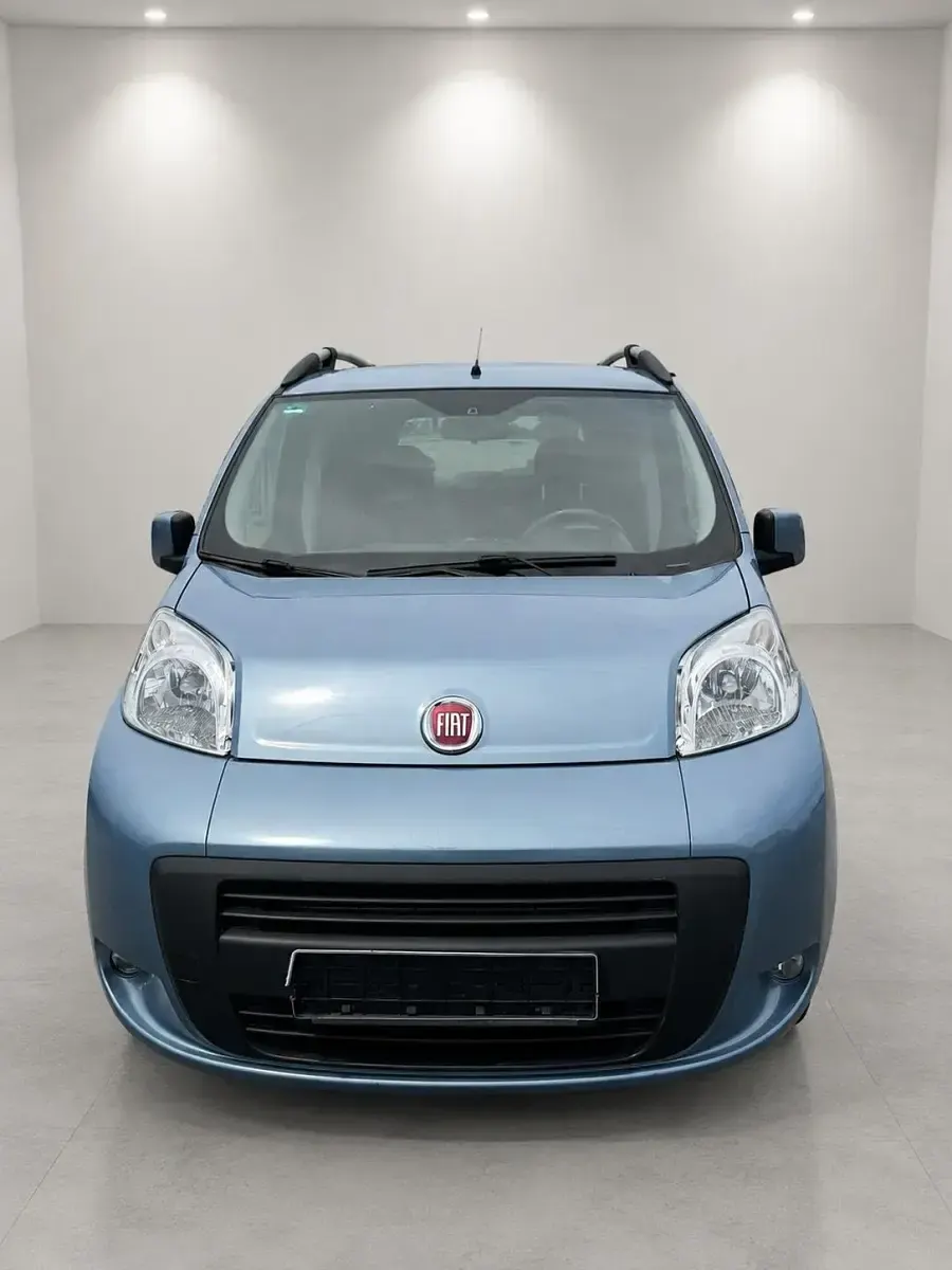 Gebraucht Fiat Qubo Trekking 95 PS (69 kW) 2012 Blau Van / Kleinbus