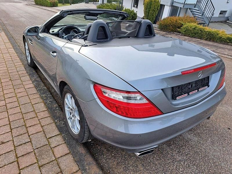 Gebraucht Mercedes SLK200 184 PS (135 kW) 2013 Grau Cabrio