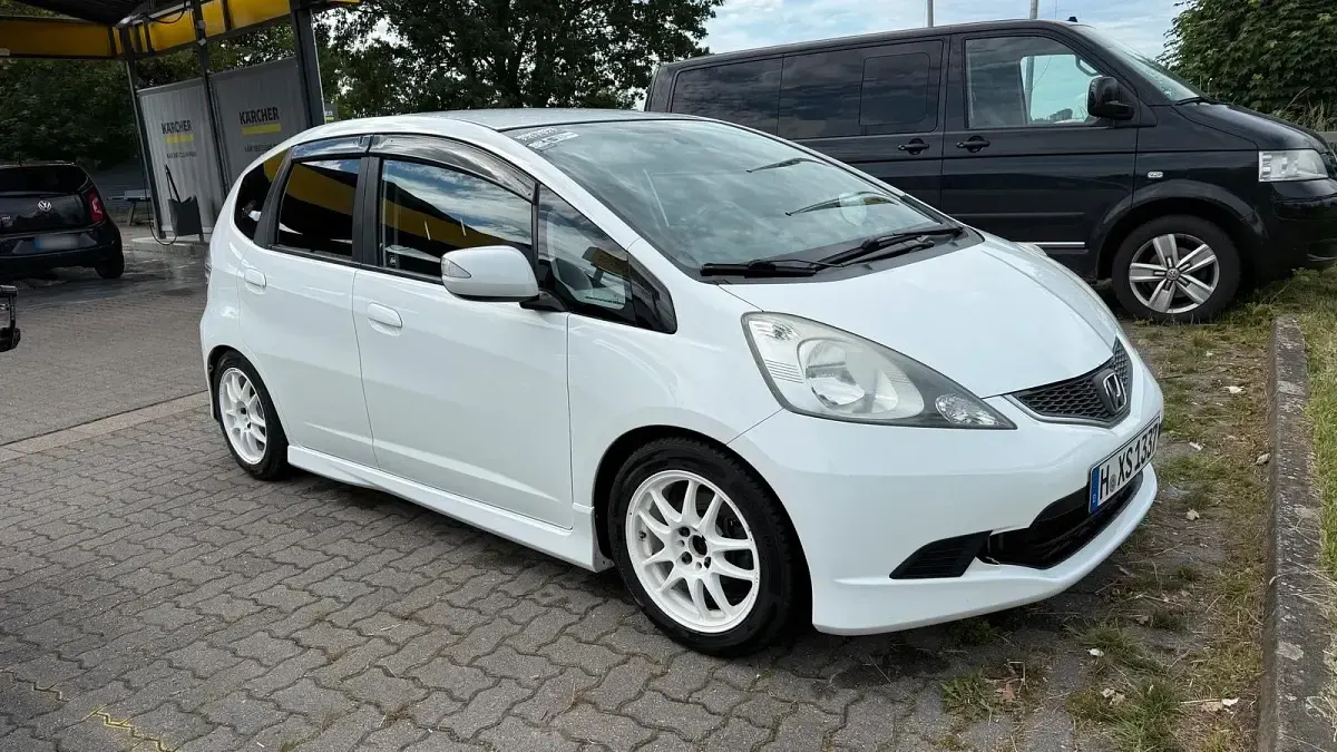 Gebraucht Honda Jazz Sport 99 PS (72 kW) 2011 Weiß Kleinwagen