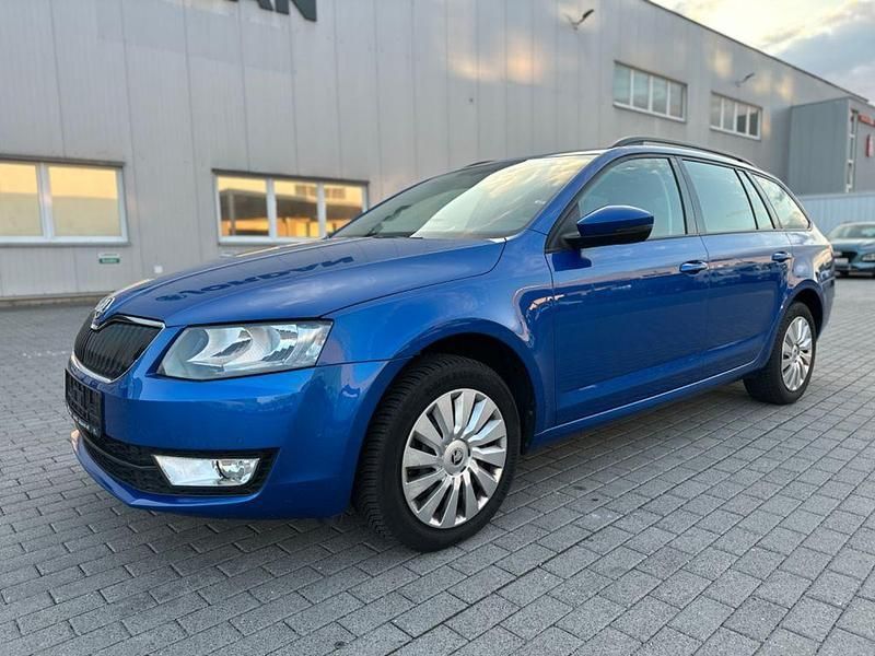 Blau Gebraucht 2017 Skoda Octavia Joy Kombi | 12.900 € (Guter Preis) - Bild 1/4