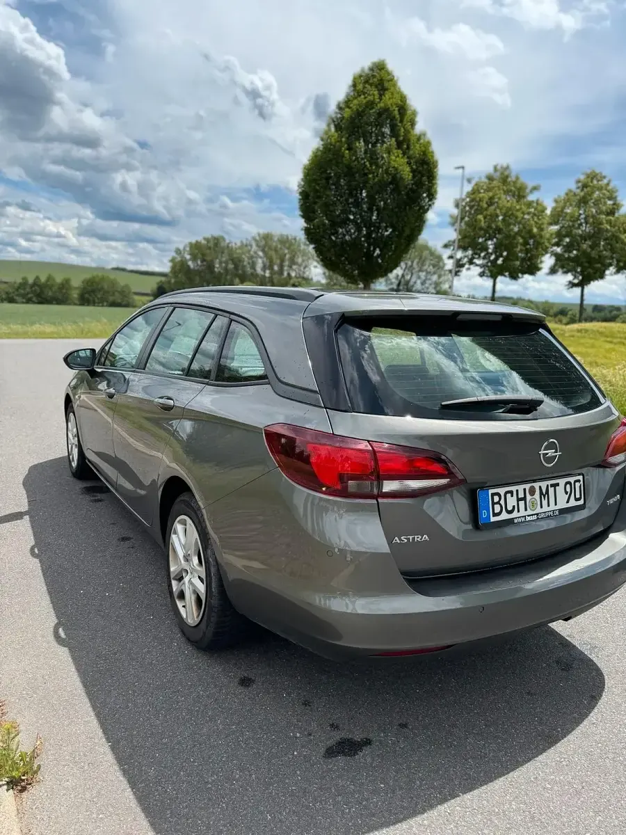Gebraucht Opel Astra 150 PS (110 kW) 2017 Grau Kombi