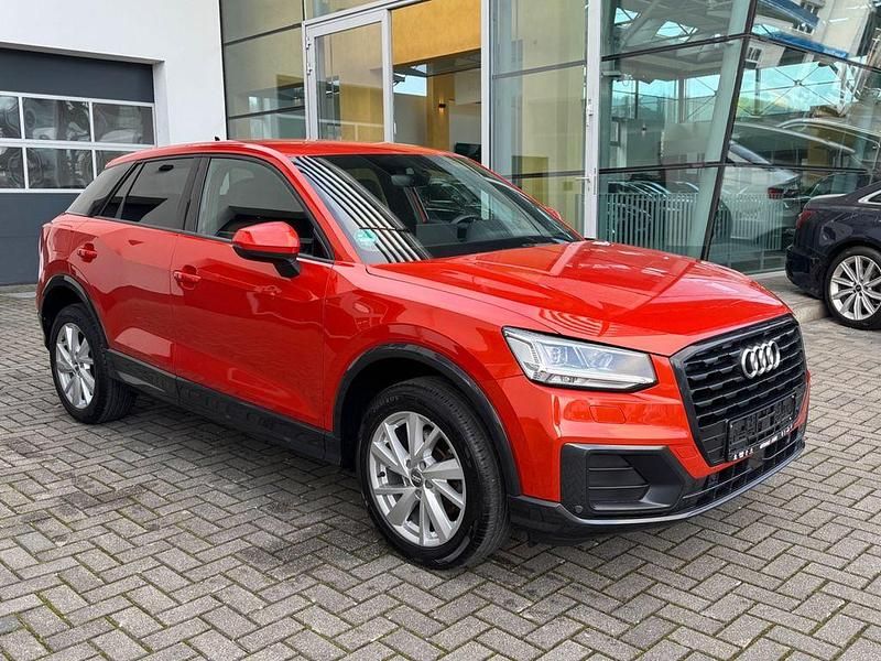 Gebraucht Audi Q2 Design 116 PS (85 kW) 2018 Orange SUV