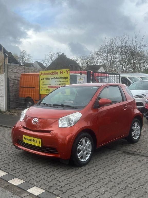 Gebraucht Toyota iQ 68 PS (50 kW) 2012 Orange Kleinwagen